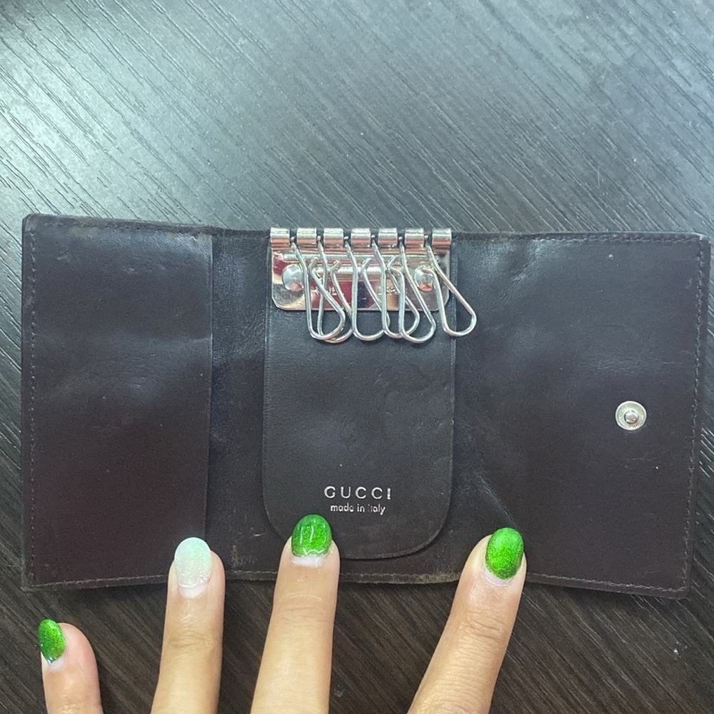 Gucci Key Holder - Picture 2 of 6